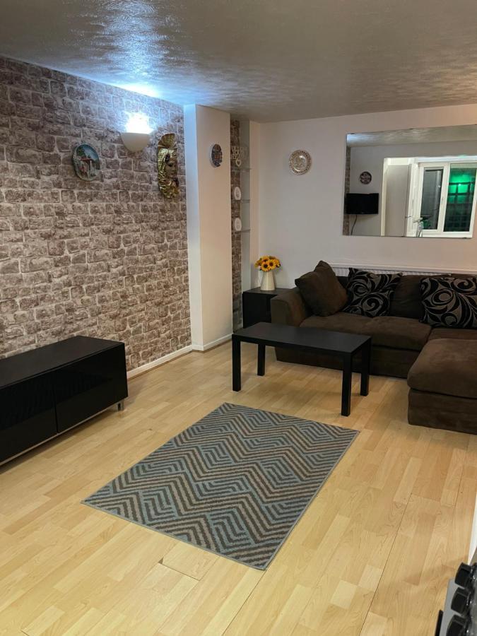 Poolside Apartment Peacehaven Exterior foto